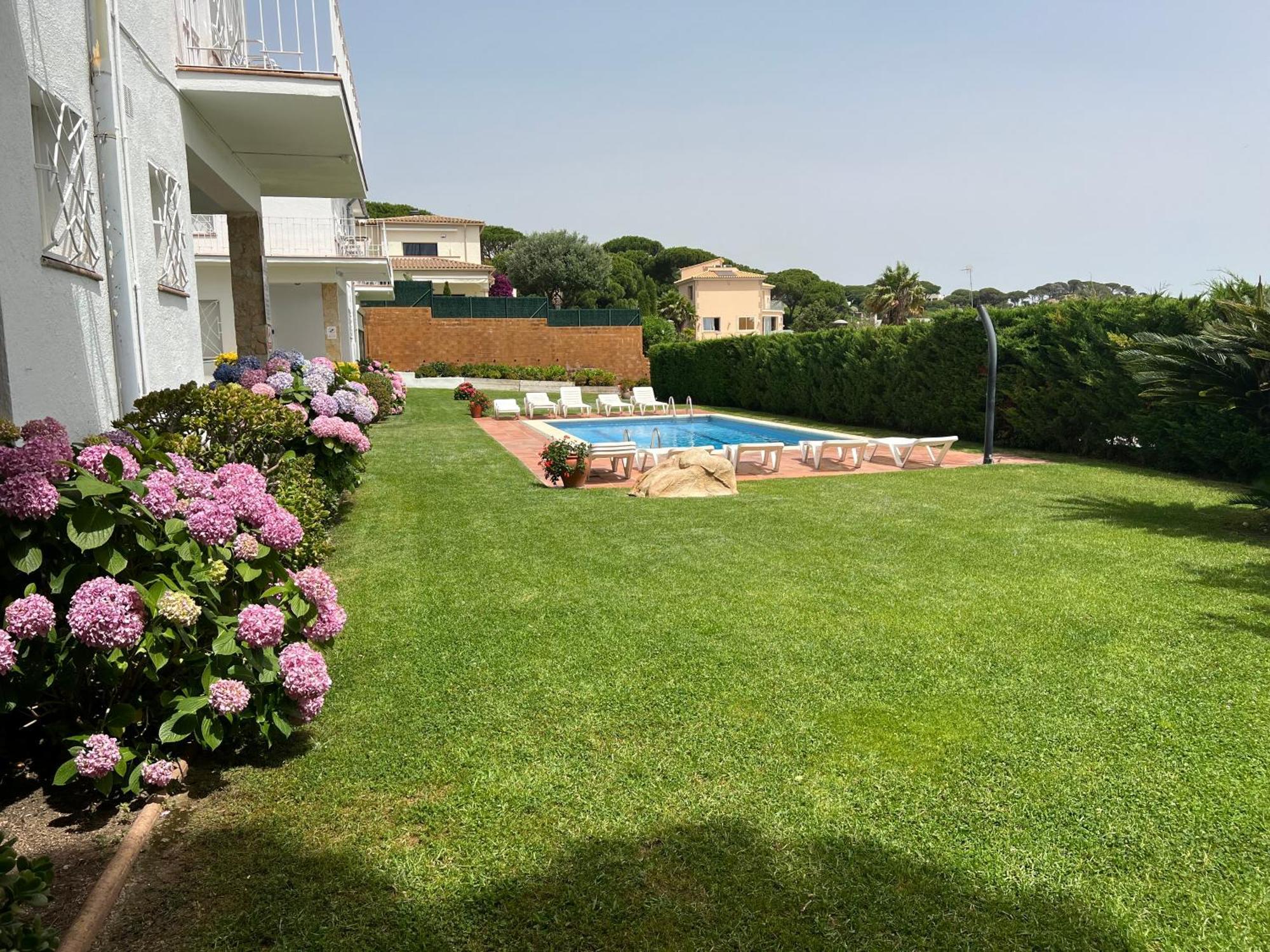 Apartamentos Rayon Du Soleil 산펠리우데기솔스 외부 사진